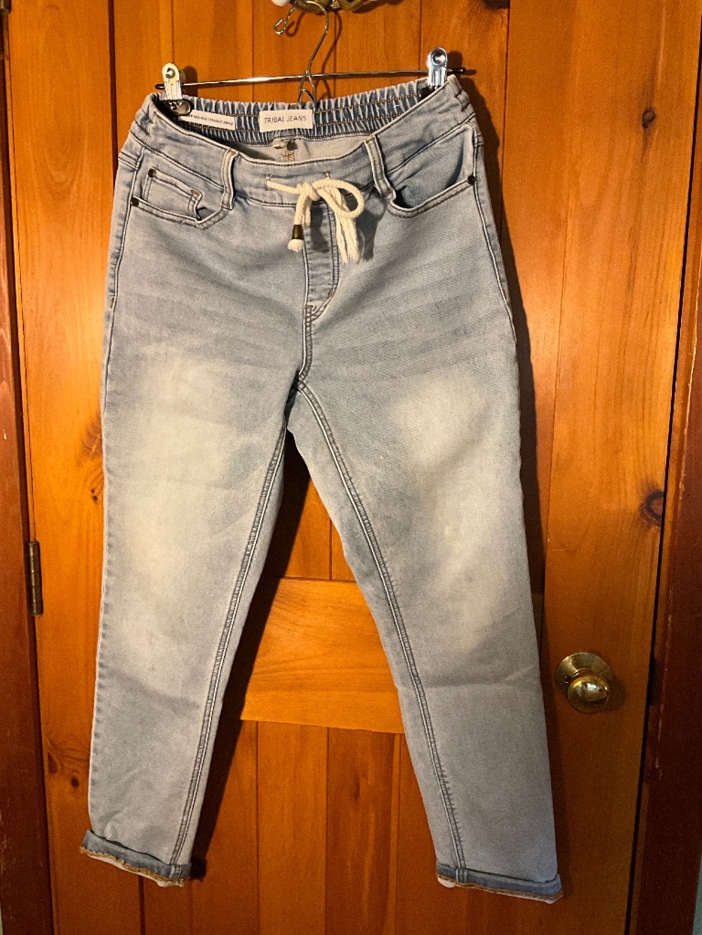 Tribal cropped jeans